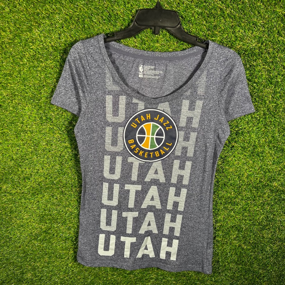 NBA Utah Jazz Womens T-Shirt Medium Blue Heather Scoop Neck Graphic Tee 1815